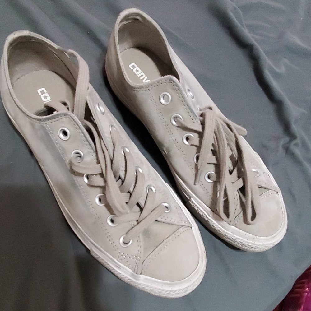 Low top converse